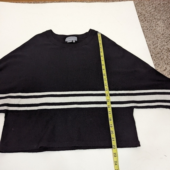 Anthropolgie Black and White Striped Dolman Bat Wing Crew Sweater - Picture 9 of 9
